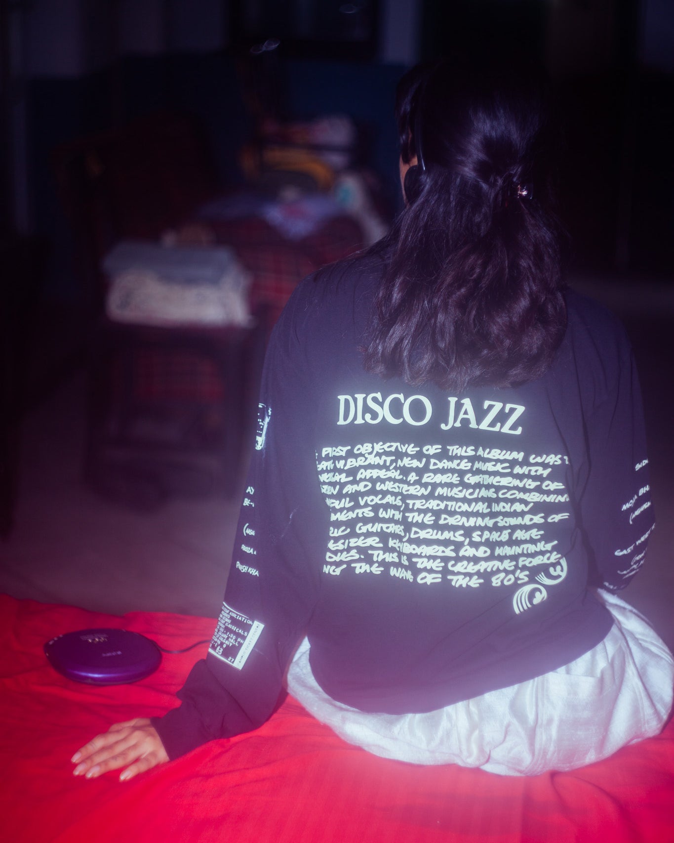 Liner Notes L/S Tee - Kohl Black