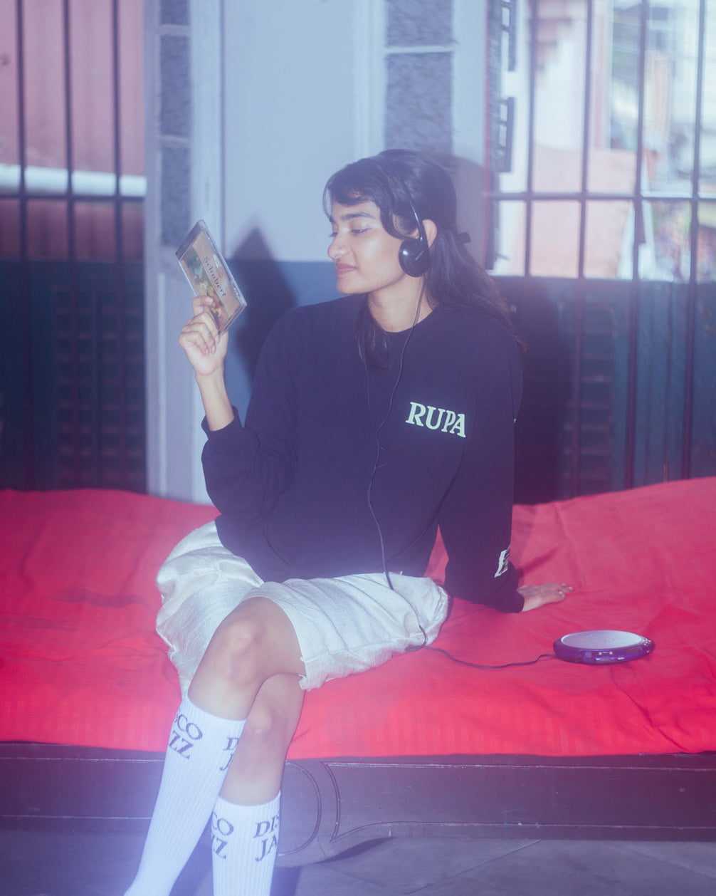 Liner Notes L/S Tee - Kohl Black