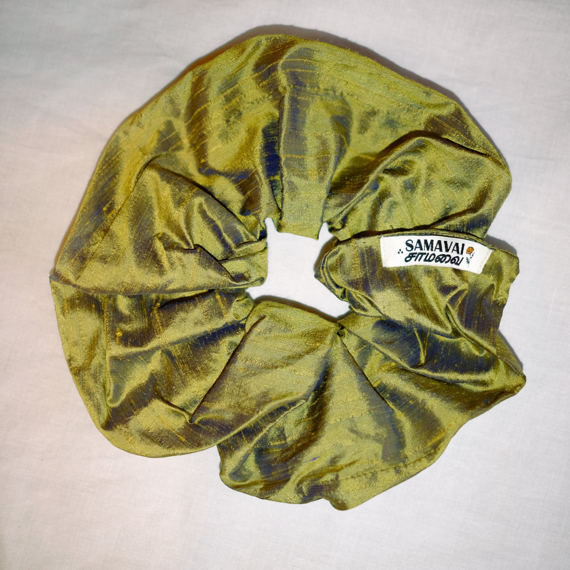 Saroja Scrunchie - Tulsi Green Silk